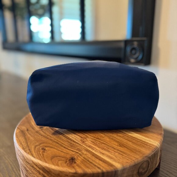 Kate Spade New York Navy Nylon Cosmetic Pouch - Travel Makeup Bag - Picture 5 of 12